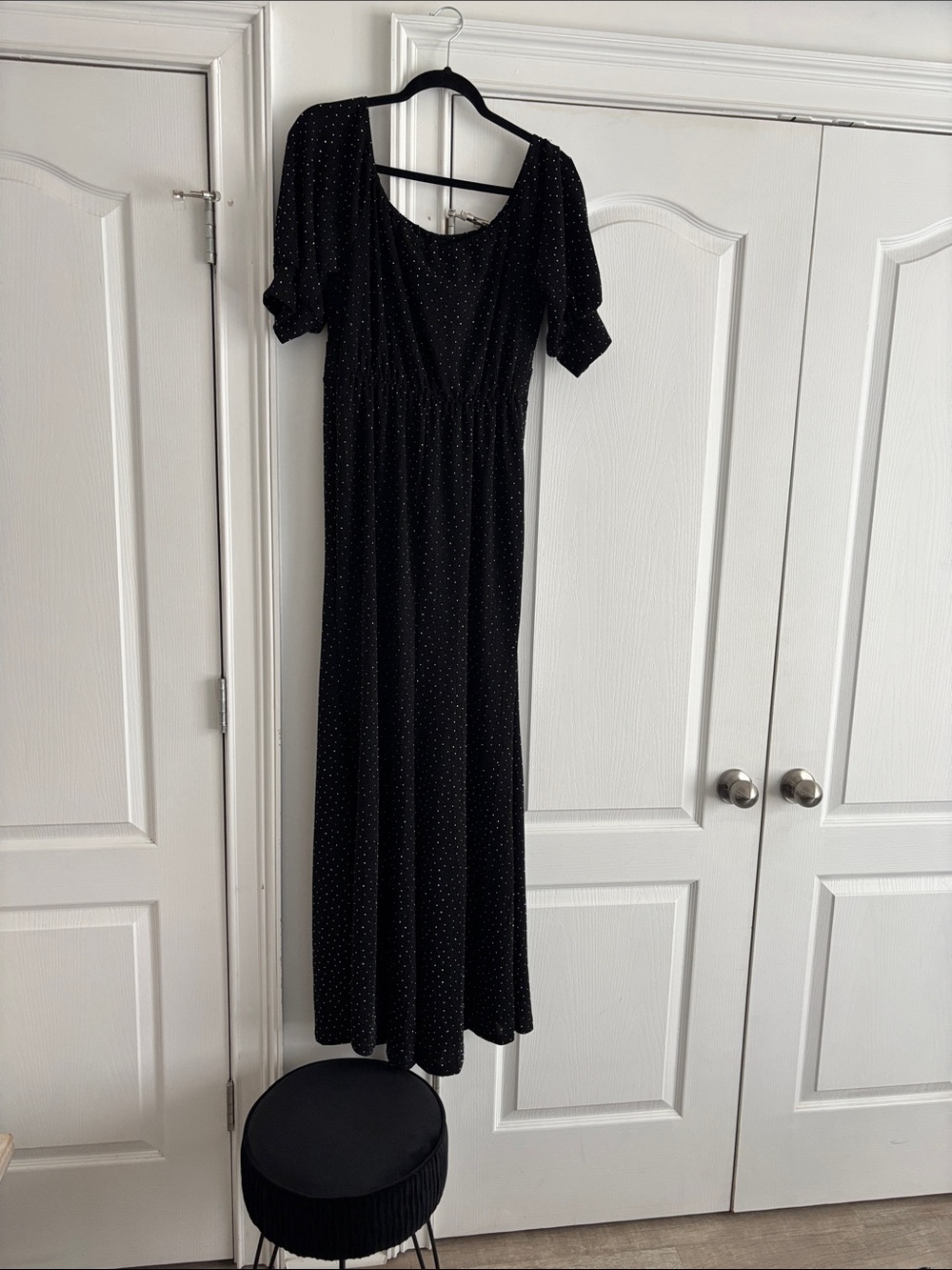 Black Polka Dot Maxi Dress with Short Sleeves